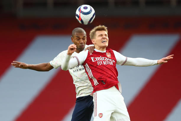 梅努自签约 梅努自签约